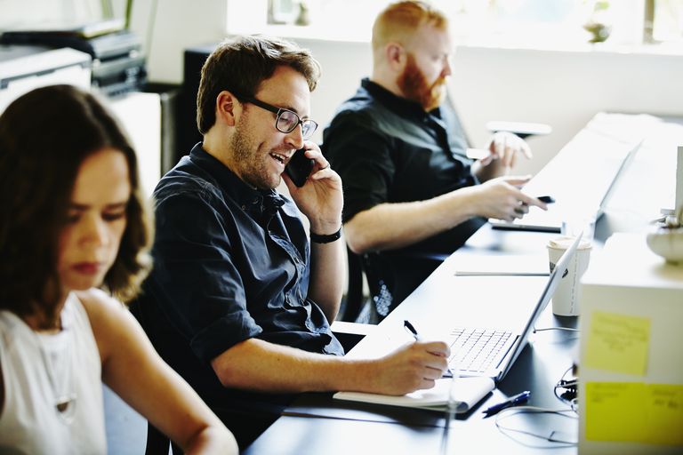 image from: https://www.thebalance.com/what-is-it-like-to-be-a-customer-service-representative-525575
